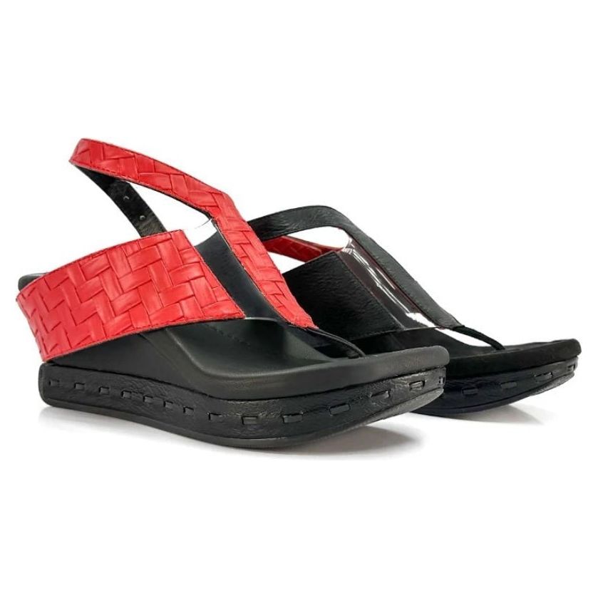 Venitia Flip Sandals